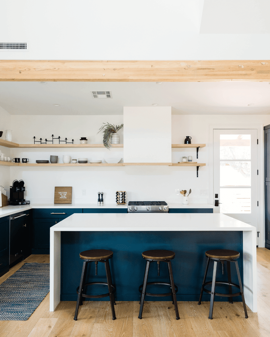 Modern Dining Kitchen